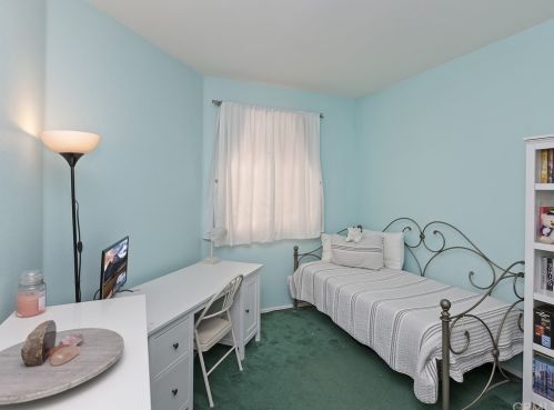 17488 Meadow Rock Dr, Riverside CA  92503-8702 exterior