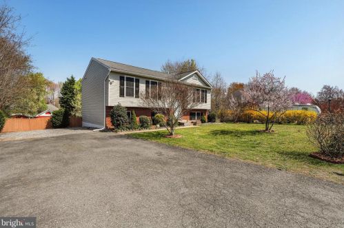7717 Wellington Glen Dr, Fredericksburg, VA 22407-0733