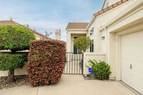 1169 Copper Verde Ln, Modesto, CA 95355-8956