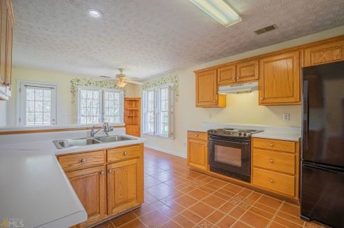 60 Monte Ln, Jefferson GA  30549-6904 exterior