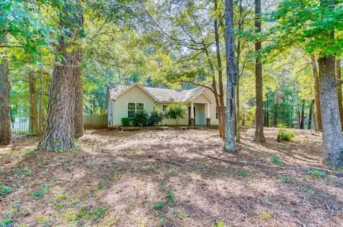 250 Richmond Pl, Newnan, GA 30265-1845