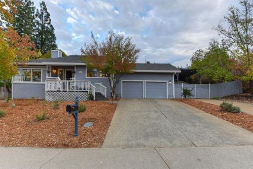 305 Willow Creek Dr, Folsom, CA 95630-4828