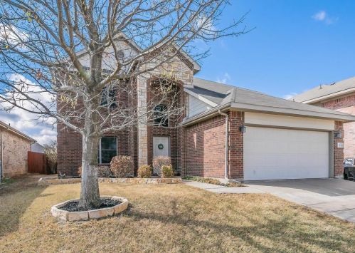 605 Trade Wind Dr, Fort Worth, TX 76131