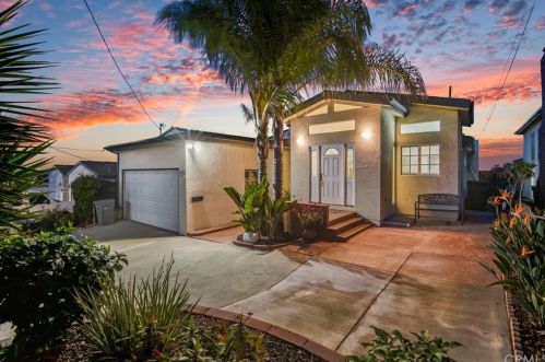 25726 Crest Rd, Torrance, CA 90505-7023