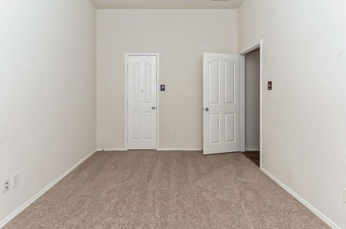 10416 Sixpence Ln, Fort Worth TX  76108-6959 exterior