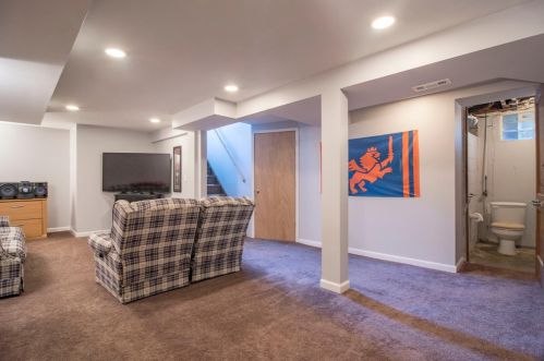 2267 Deblin Dr, Cincinnati OH  45239-5678 exterior