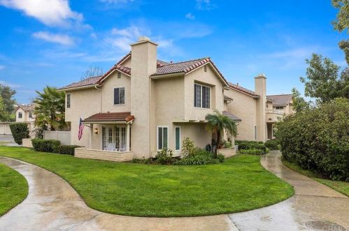 1740 Edgefield Ln, Encinitas, CA 92024-1978