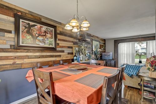 510 Cyn Trl, Carol Stream IL  60188-1364 exterior