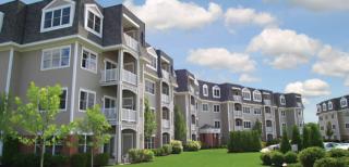 1 Riverplace Dr, Portland ME  04106-2000 exterior
