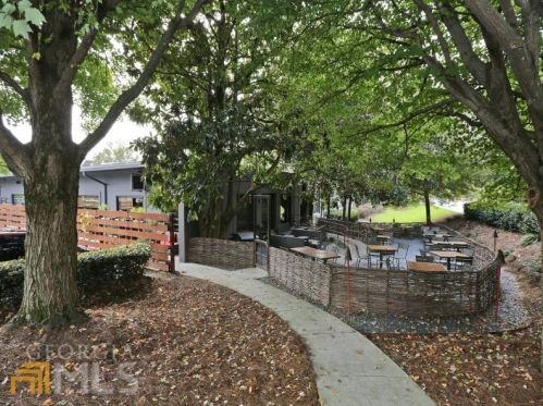 2388 Hurst Dr, Atlanta GA  30305-4233 exterior
