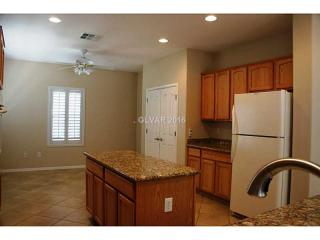 2577 Olivia Heights Ave, Henderson NV  89052-7130 exterior