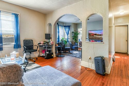 1510 Bangs Ave, Tinton Falls, NJ 07712-6354