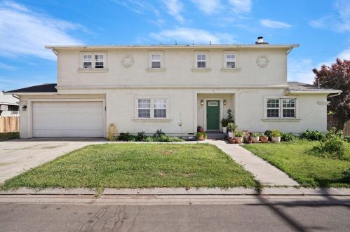 4806 4th St, Stockton, CA 95215-7516