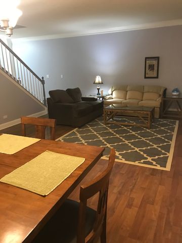 6928 Creekside Dr, Plainfield, IL 60586-1779