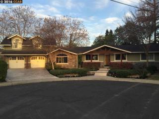 985 Dar Ct, Concord, CA 94518-3301