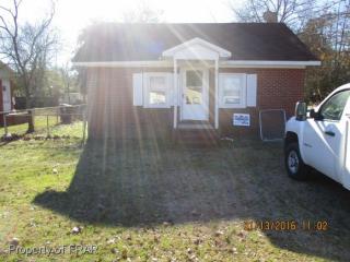 625 Eva Cir, Spring Lake NC  28390-2707 exterior