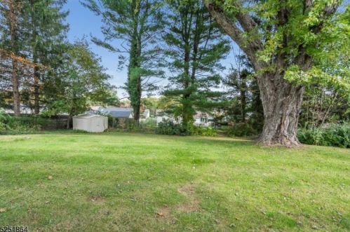 107 Pleasant View Rd, Hackettstown NJ  07840-1017 exterior