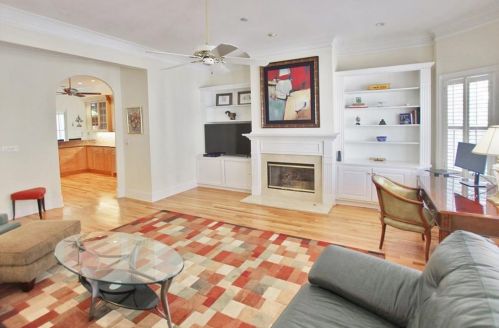 2475 Brookhaven Hts Ct, Atlanta GA  30319-5243 exterior