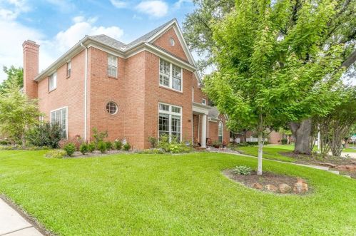 6741 Savannah Ln, Fort Worth, TX 76132-3729