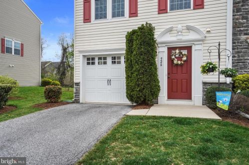 926 Stonehaven Way, York, PA 17403-9032