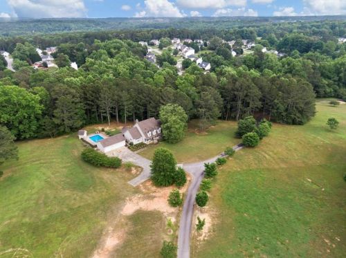 3604 Sunflower Dr, Buford, GA 30519-1984