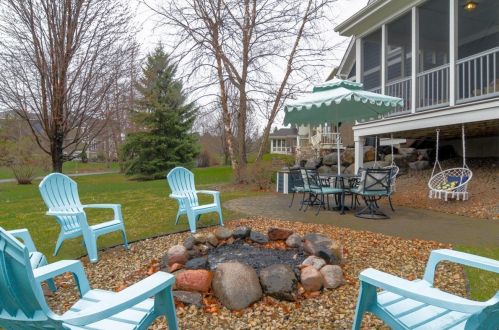 15736 Diamond Way, Saint Paul MN  55124-6897 exterior