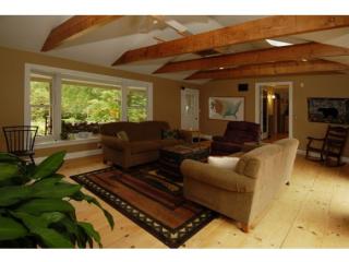 128 Moose Mountain Rd, Wakefield, NH 03872-7201