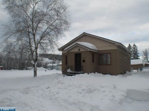203 Hayes St, Fayal, MN 55734-1317