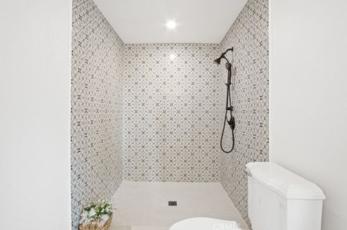 2913 Raymar St, Santa Ana CA  92704-1546 exterior