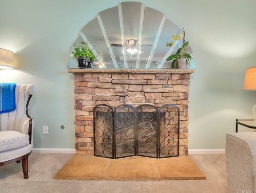 4046 Columbia Ave, Riverside CA  92501-1526 exterior