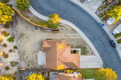 3338 Par Dr, Oceanside, CA 92056-1704