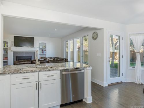 16223 Belleview Dr, Aurora CO  80015-4157 exterior