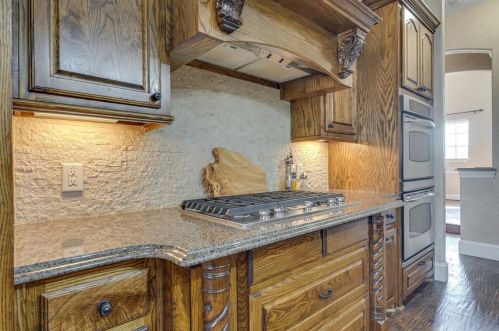 749 Mnr Dr, Argyle TX 76226-5923 exterior