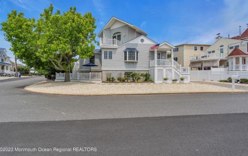 258 San Fernando Dr, Lavallette, NJ 08735-1630