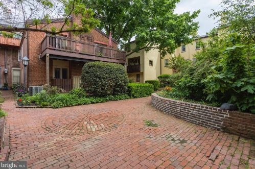 1110 Lombard St, Philadelphia PA  19147-1206 exterior