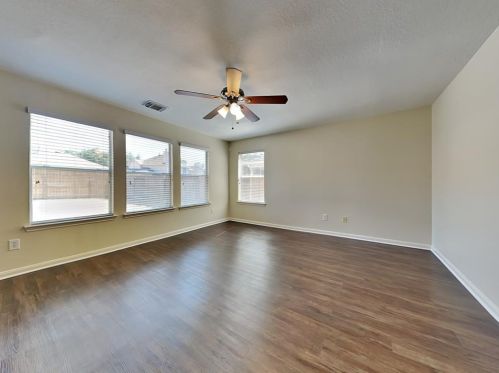 31726 Royal Woods Ct, Conroe TX  77385-3770 exterior