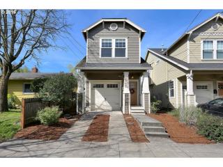 8607 Druid Ave, Portland, OR 97203-3506