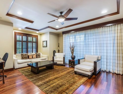 4292 Kahala Ave, Honolulu HI  96816-4822 exterior