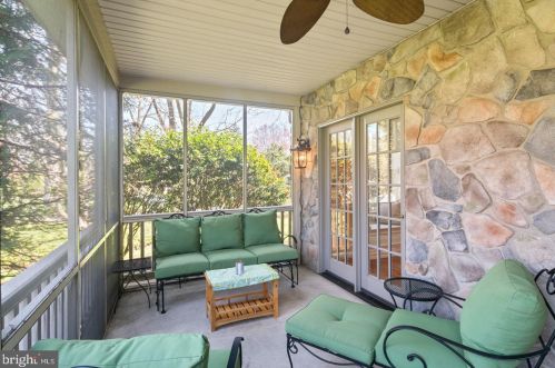 40 Upland Way, Haddonfield NJ 08033-3518 exterior