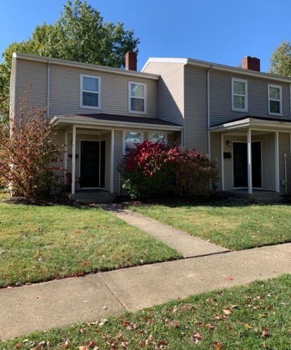 43 Farragut Rd, Cincinnati, OH 45218-1419