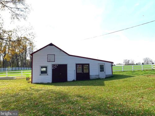 8514 Myersville Rd, Middletown MD  21769-8617 exterior