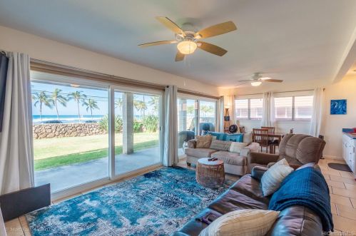 87-946 Farrington Hwy, Nanakuli, HI 96792-0031