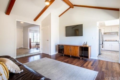 14202 Holt Ave, Santa Ana, CA 92705-3261