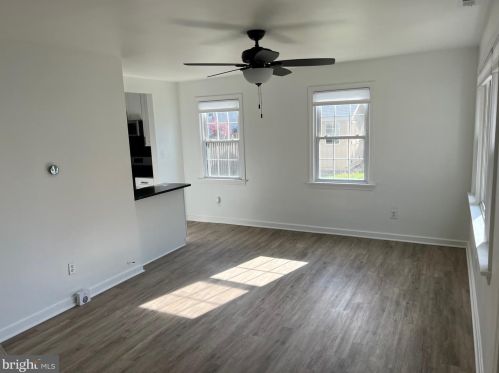 225 Spruce St, Tavistock NJ  08033-1615 exterior