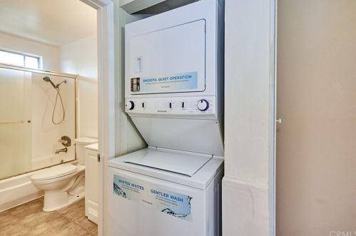 1476 Everton Pl, Riverside CA  92507-4439 exterior