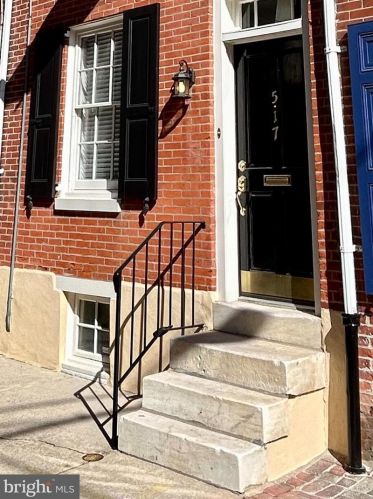 517 Juniper St, Philadelphia, PA 19147-1036