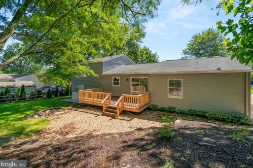7108 Flint Ct, Middletown MD  21769-7425 exterior