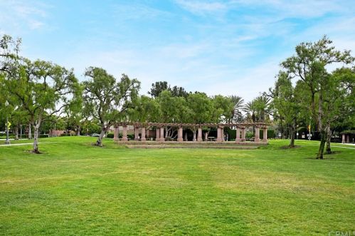 15 Salton, Irvine CA  92602-2425 exterior