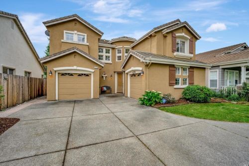 1174 Mitchell Ln, Windsor, CA 95492-6838
