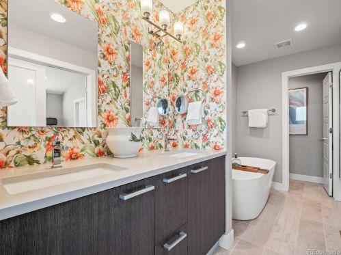 2737 Bannock St, Englewood CO  80110-1514 exterior